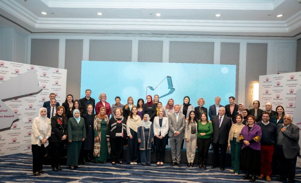 JONAF and ARDD present Al Nahda Localization Award 2023 to Dominik Bartsch, UNHCR Jordan Representative