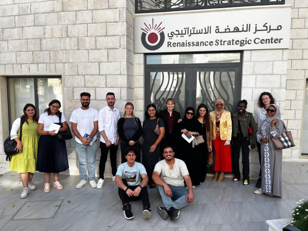 Mental Health and the Challenges Facing Youth in Refugee Communities in Jordan<br> A Youth for Youth Dialogue Session held by RSC Interns